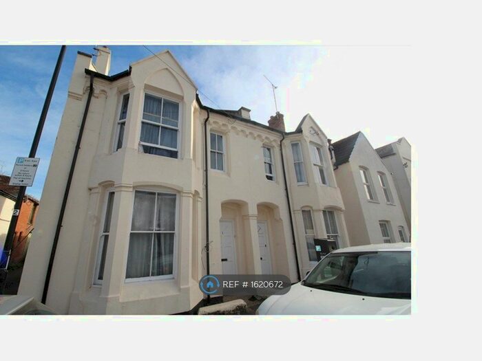7 Bedroom Terraced House To Rent In Oxford Street, Leamington Spa, CV32