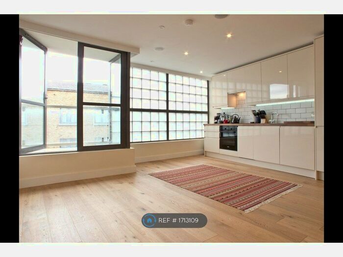 1 Bedroom Flat To Rent In New Crane Wharf, London, E1W