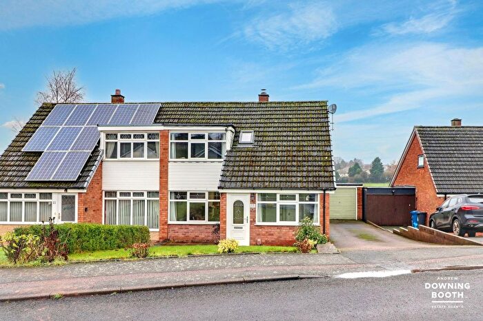 3 Bedroom Semi Detached House For Sale In Stowe Croft, Lichfield, WS13