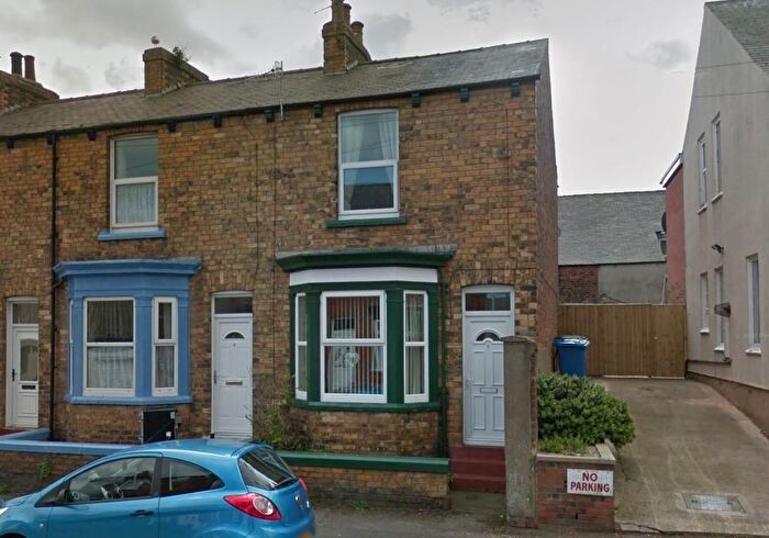 2 Bedroom End Of Terrace House To Rent In Salisbury Street, Scarborough, YO12
