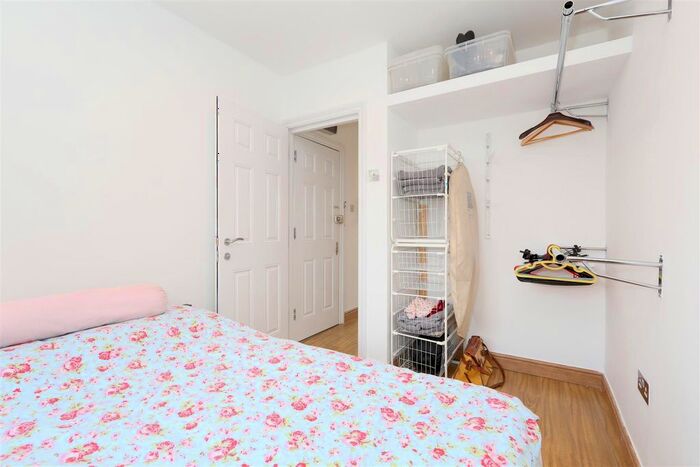 1 Bedroom Flat To Rent In Clarence Road, London, E5