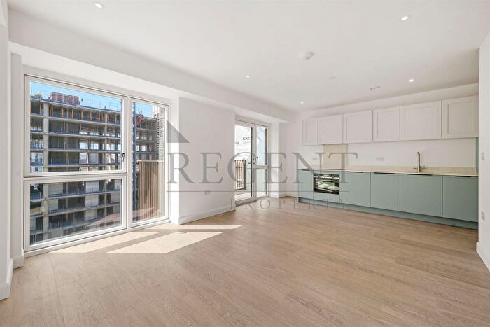 1 Bedroom Flat To Rent In Botanist House, Seagull Lane, E16