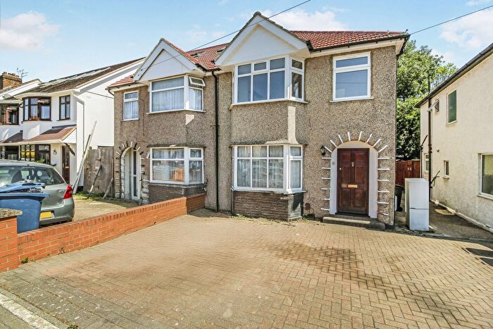 4 Bedroom Semi-Detached House To Rent In Axholme Avenue, Edgware, HA8