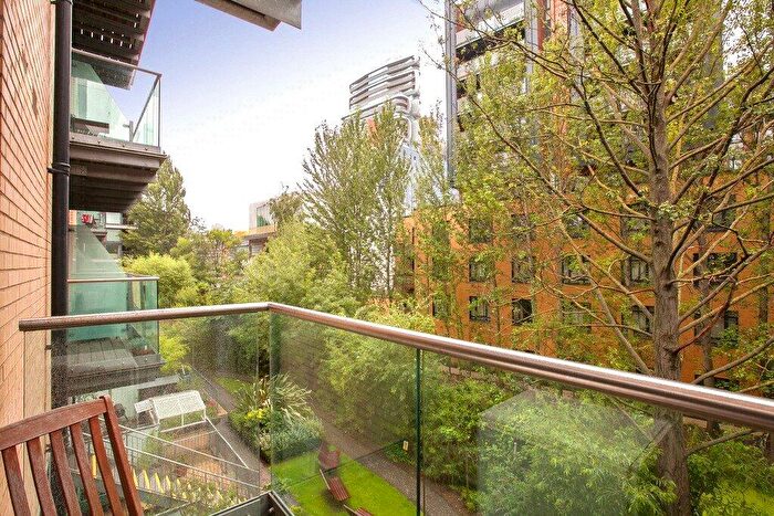 3 Bedroom Apartment For Sale In Wenlock Road, Angel, Islington, London, N1