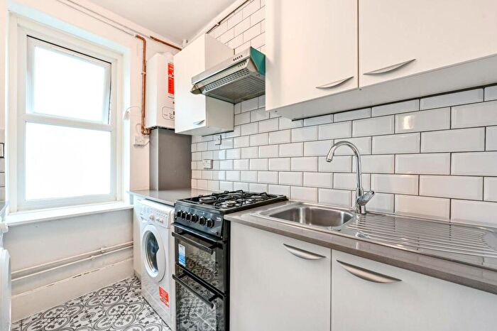 1 Bedroom Flat To Rent In Essex Road, Islington, London, N1