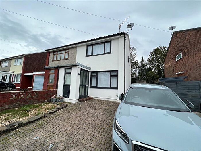 2 Bedroom House To Rent In Greenwood Drive, Cimla, Neath, SA11