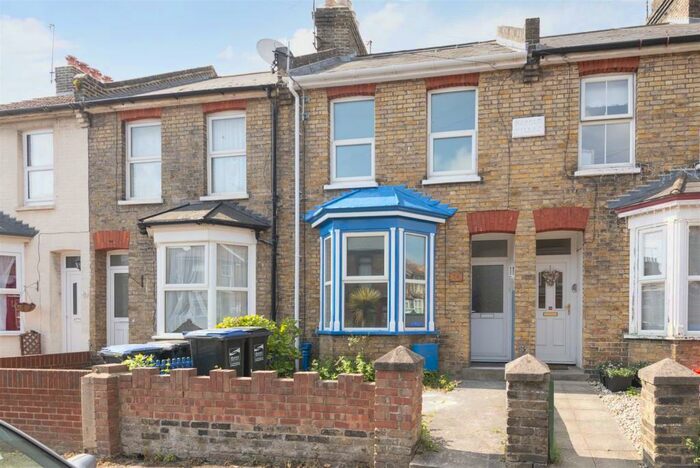 2 Bedroom House To Rent In Winstanley Crescent, Ramsgate, CT11