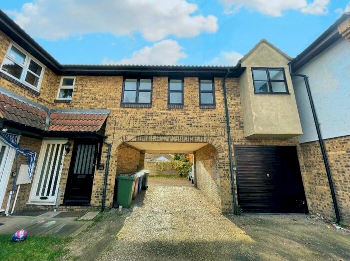 1 Bedroom Terraced House To Rent In Arnold Place, Tilbury, Essex RM18