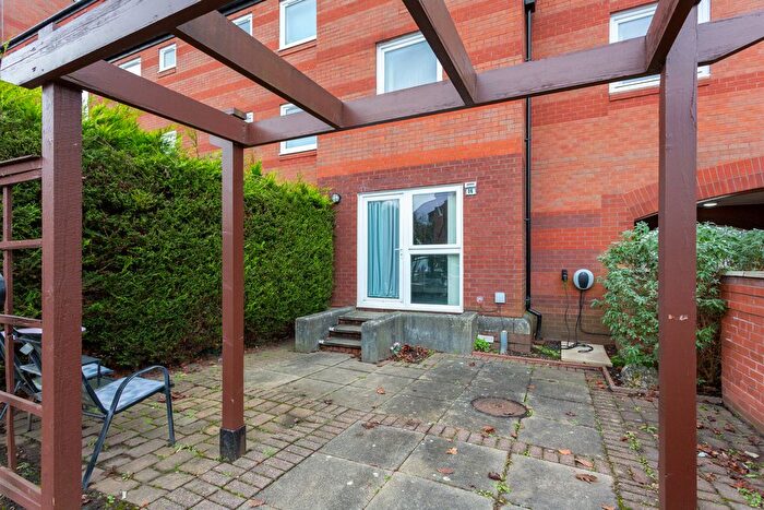 4 Bedroom Mews For Sale In Princes Reach, Ashton On Ribble, PR2