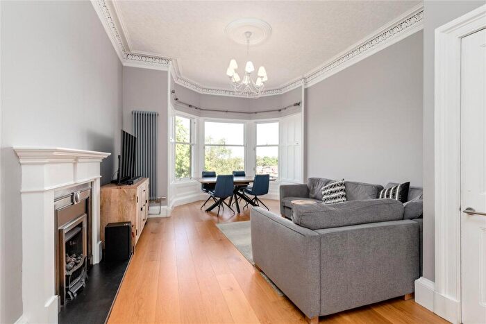 3 Bedroom Apartment For Sale In Douglas Crescent, Edinburgh, EH12