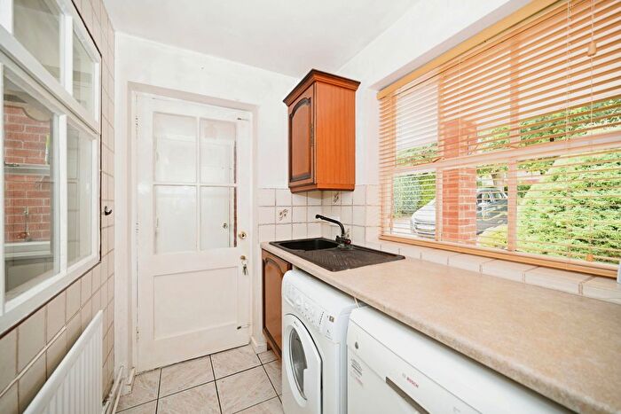 5 Bedroom Detached House For Sale In Bawnmore Road, Bilton, Rugby, CV22