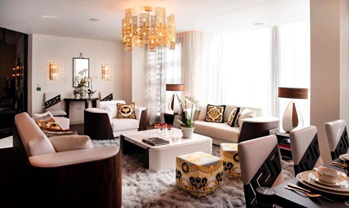 1 Bedroom Flat To Rent In Damac Tower, London, SW8