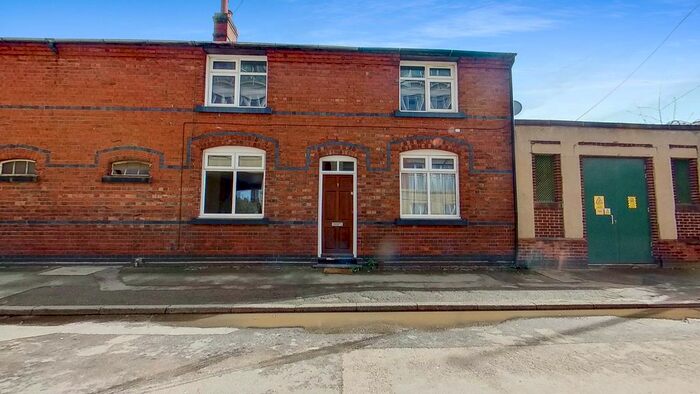 3 Bedroom Semi-Detached House To Rent In Curzon Street, Burton-On-Trent, Staffordshire, DE14