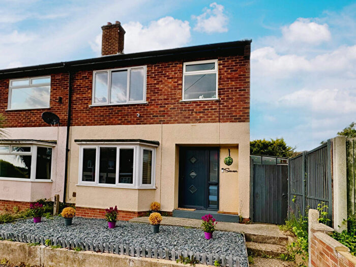 3 Bedroom Semi-Detached House For Sale In Waveney Close, Hunstanton, PE36