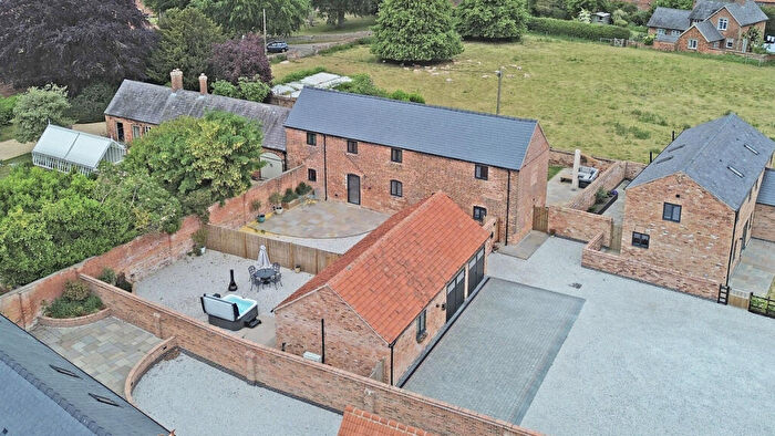 3 Bedroom Detached House For Sale In Storys Yard, Kneeton, Nottingham, NG13
