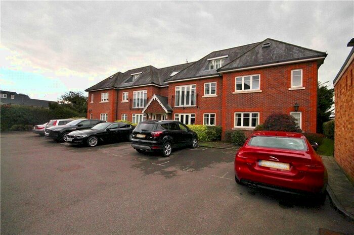 2 Bedroom Flat To Rent In Weylands Court, 2-6 Corrie Road, Addlestone, Surrey KT15