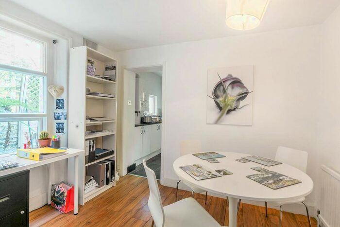 1 Bedroom Flat To Rent In Fordingley Road, Maida Vale, London, W9