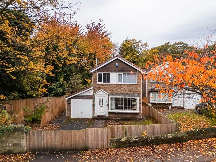 4 Bedroom Detached House For Sale In Asket Hill, Roundhay, LS8