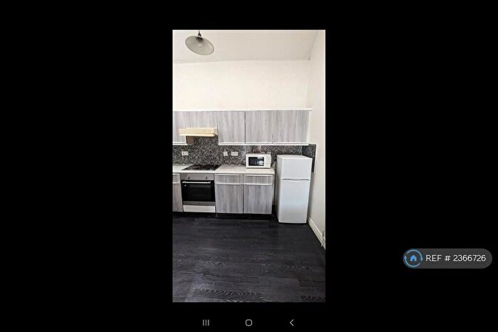 1 Bedroom Terraced House To Rent In Elgar Close, London, E13