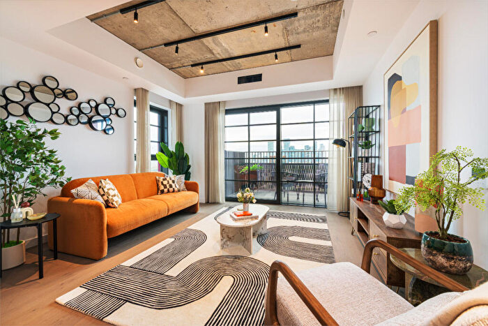 1 Bedroom Apartment For Sale In The Founding, Canada Water, SE16