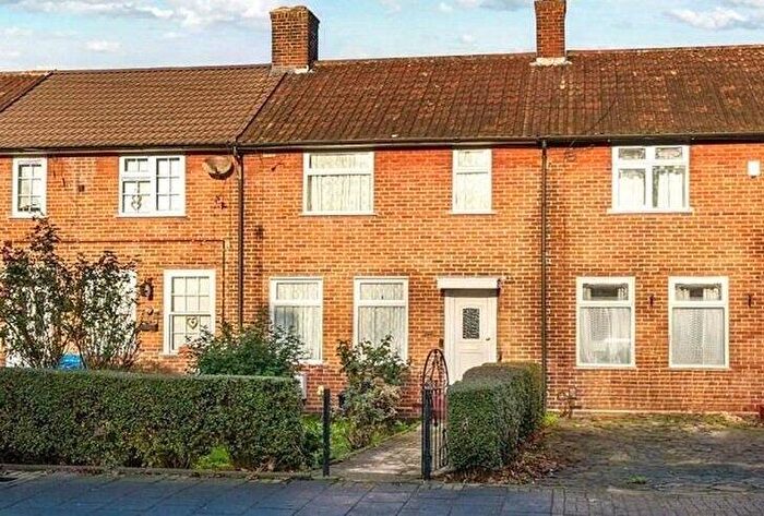 2 Bedroom Terraced House For Sale In Dunkery Road, London, SE9