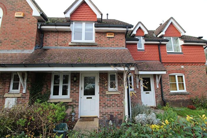 2 Bedroom Terraced House To Rent In Kingsclere Road, Overton., RG25