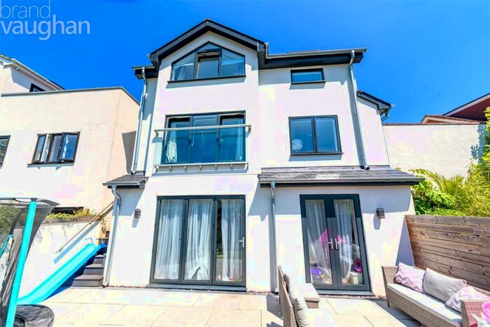 4 Bedroom Detached House To Rent In Highbank, Brighton, BN1