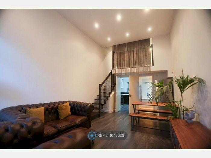 1 Bedroom Flat To Rent In Bellefields Road, London, SW9