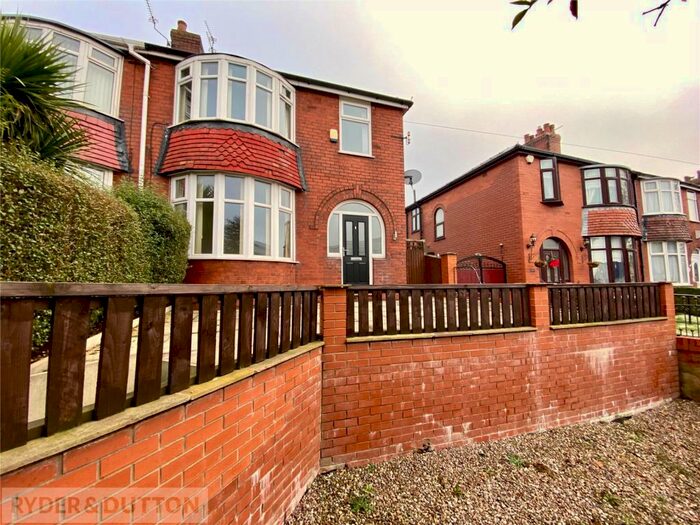 3 Bedroom Semi-Detached House To Rent In Broadway, Chadderton, Oldham, Greater Manchester, OL9