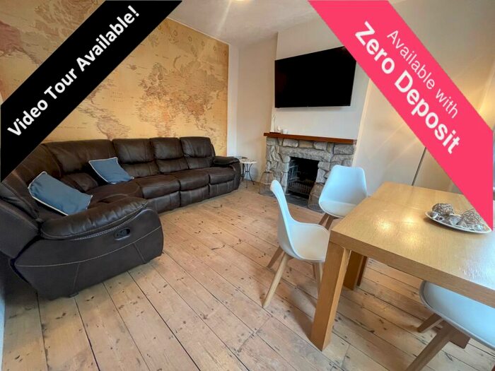 2 Bedroom House To Rent In Parkstone Road, Poole, BH15