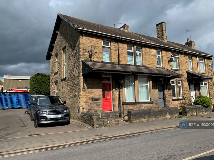 Studio To Rent In Brighouse, Brighouse, HD6