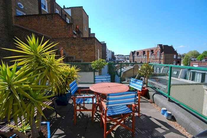 2 Bedroom Flat To Rent In Stanhope Gardens, South Kensington, London, SW7