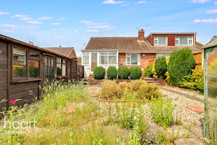 2 Bedroom Semi-Detached Bungalow For Sale In St Hilda Close, Dereham, NR19