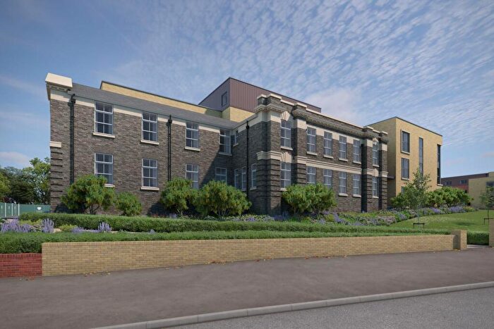 1 Bedroom Apartment For Sale In Lexden Road, Colchester, CO3