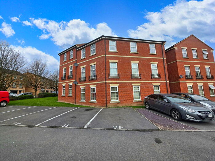 2 Bedroom Flat For Sale In Ashram Court, Barnsley, S70
