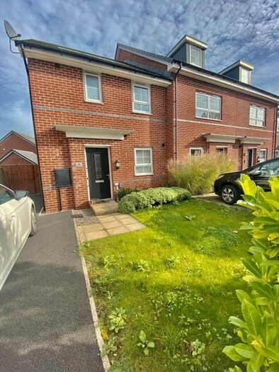 3 Bedroom House To Rent In Broadsman Road, Preston, PR2