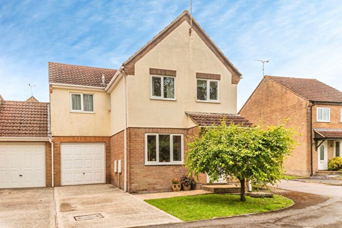 4 Bedroom Detached House For Sale In Skewbridge Close, Royal Wootton Bassett, Swindon, SN4