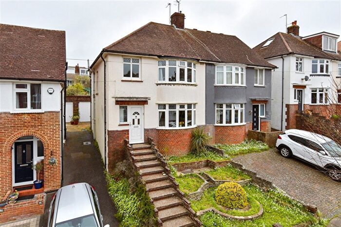 3 Bedroom Semi Detached House For Sale In Wilmington Way, Brighton, East Sussex, BN1