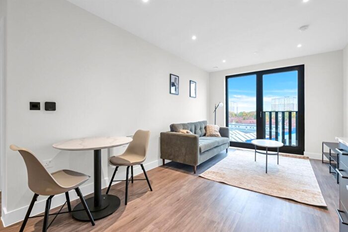 1 Bedroom House To Rent In Belmont Wharf, Glasswater Locks, Birmingham, B4