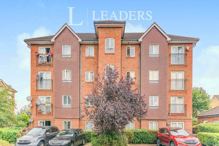 2 Bedroom Flat To Rent In Old School Place, Croydon, CR0