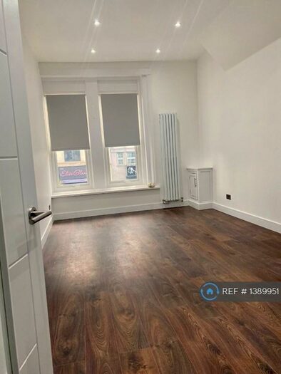 2 Bedroom Flat To Rent In Goodmayes, Ilford, IG3
