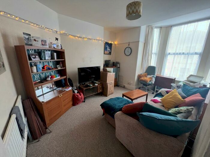 1 Bedroom Flat To Rent In Flat, Prince Maurice Road, Plymouth, PL4