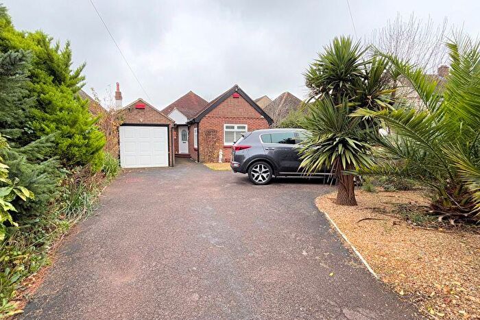 3 Bedroom Bungalow For Sale In Gosport Road, Stubbington, PO14