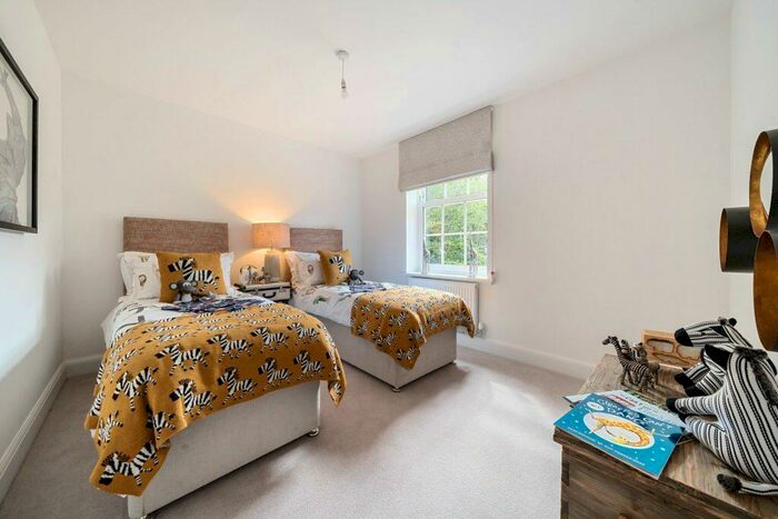 4 Bedroom Detached House For Sale In Gorell Road, Beaconsfield, Buckinghamshire, HP9