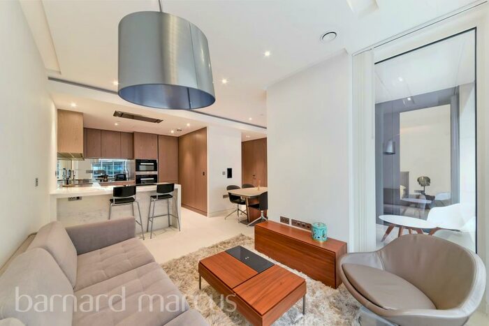 1 Bedroom Apartment To Rent In Landmark Place, Sugar Quay, London, EC3R