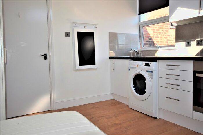 Studio To Rent In 65 Eccles Old Road, Salford M6