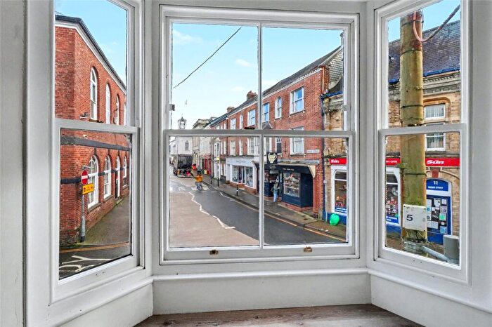 2 Bedroom Apartment For Sale In Broad Street, South Molton, EX36