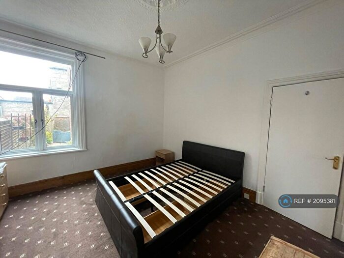 1 Bedroom Flat To Rent In Newton Drive, Blackpool, FY3