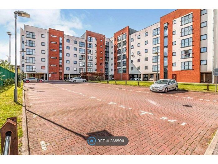 2 Bedroom Flat To Rent In Ladywell Point, Salford, M50