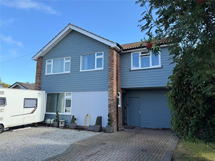 4 Bedroom Detached House For Sale In Pinewood Road, Hordle, Hampshire, SO41